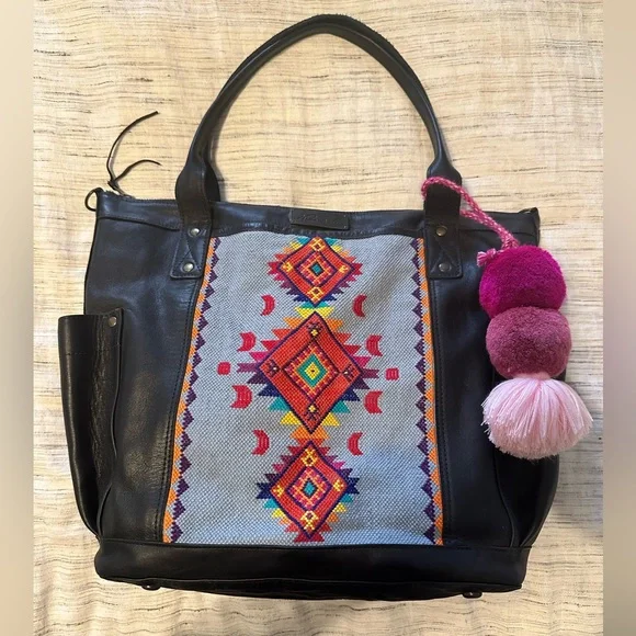 Nena & Co. Black Leather Bag with Colorful Pattern - Picture 2 of 6